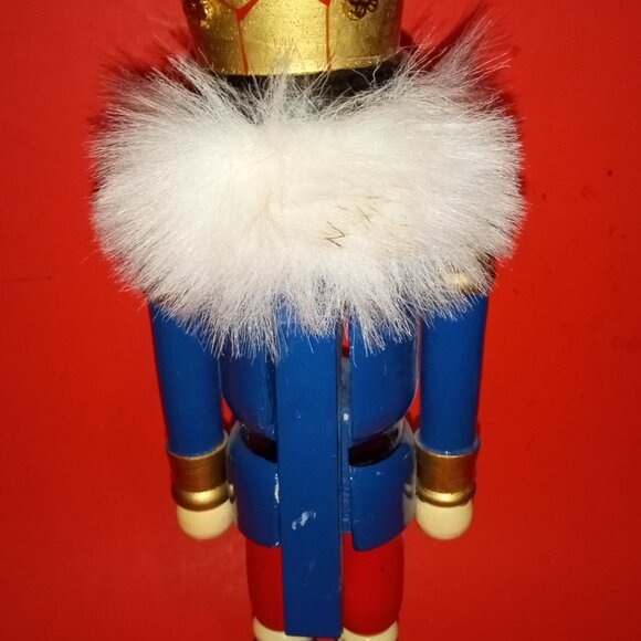 LOT OF 2 COLORFUL VINTAGE WOODEN CHRISTMAS KINGS NUTCRACKERS - Picture 12 of 13